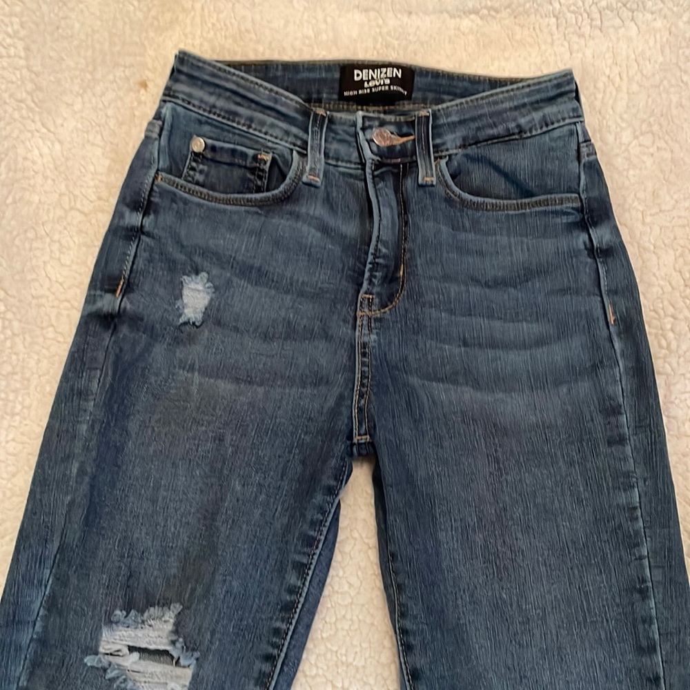 Skinny jeans
